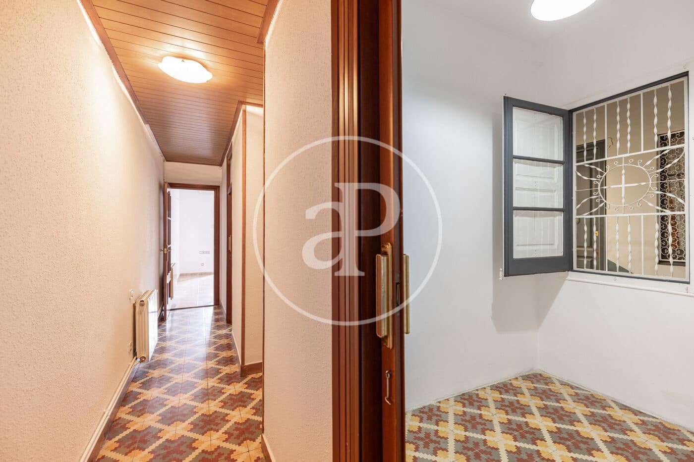 4 soverom Leilighet til salgs i Barcelona by - € 340 000 (Ref: 9799240)