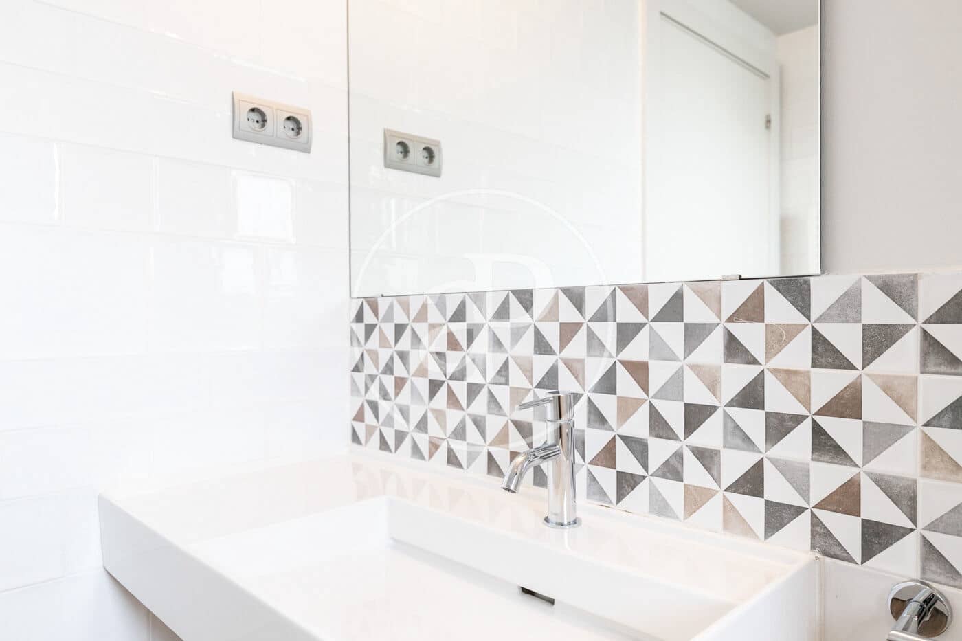 2 Zimmer Apartment zu verkaufen in Barcelona Stadt - 550.000 € (Ref: 9799241)