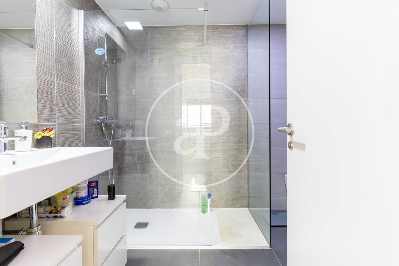 Apartamento de 3 habitaciones en Sant Cugat del Vallès en venta con piscina - 625.000 € (Ref: 9806465)