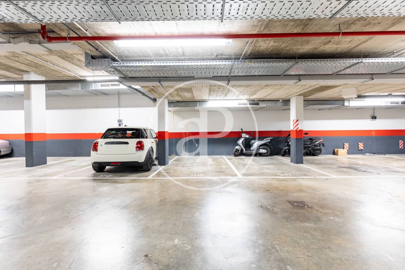 Apartamento de 3 habitaciones en Sant Cugat del Vallès en venta con piscina - 625.000 € (Ref: 9806465)