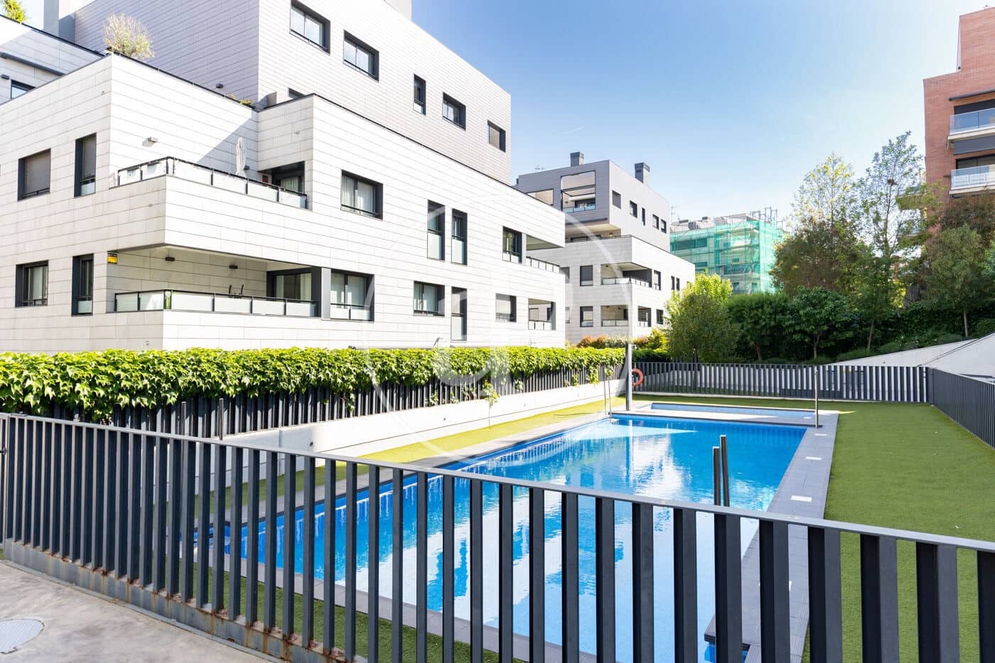 Apartamento de 3 habitaciones en Sant Cugat del Vallès en venta con piscina - 625.000 € (Ref: 9806465)