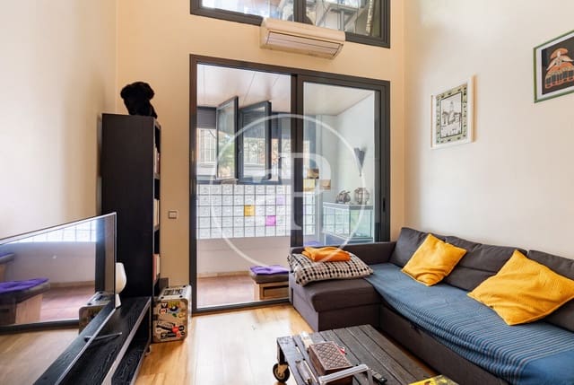 Apartamento de 2 habitaciones en L'Hospitalet de Llobregat en venta - 315.000 € (Ref: 9807945)
