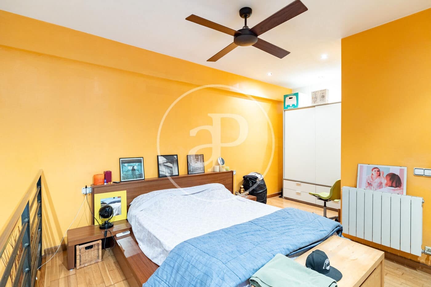 Apartamento de 2 habitaciones en L'Hospitalet de Llobregat en venta - 315.000 € (Ref: 9807945)