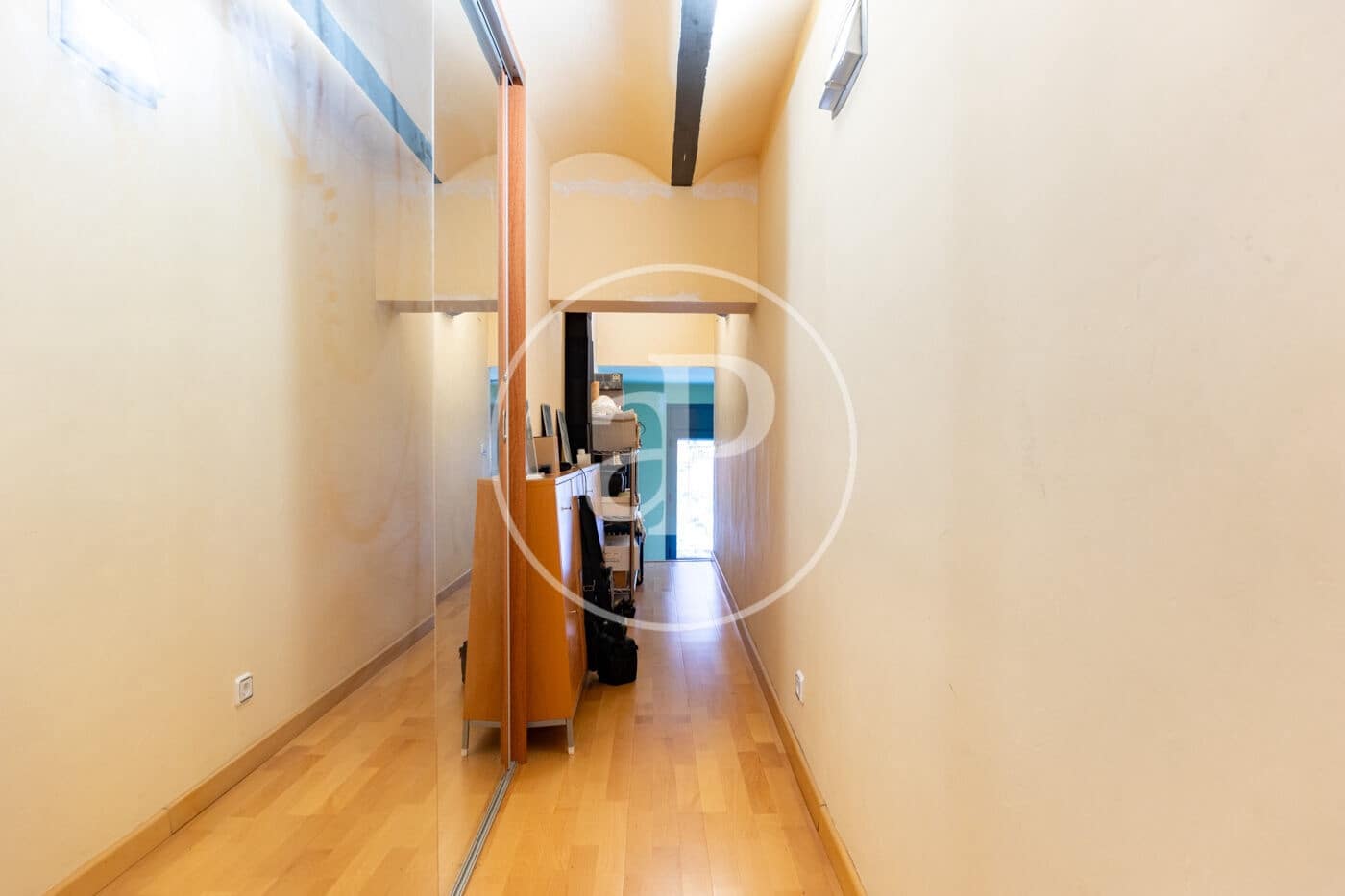 Apartamento de 2 habitaciones en L'Hospitalet de Llobregat en venta - 315.000 € (Ref: 9807945)