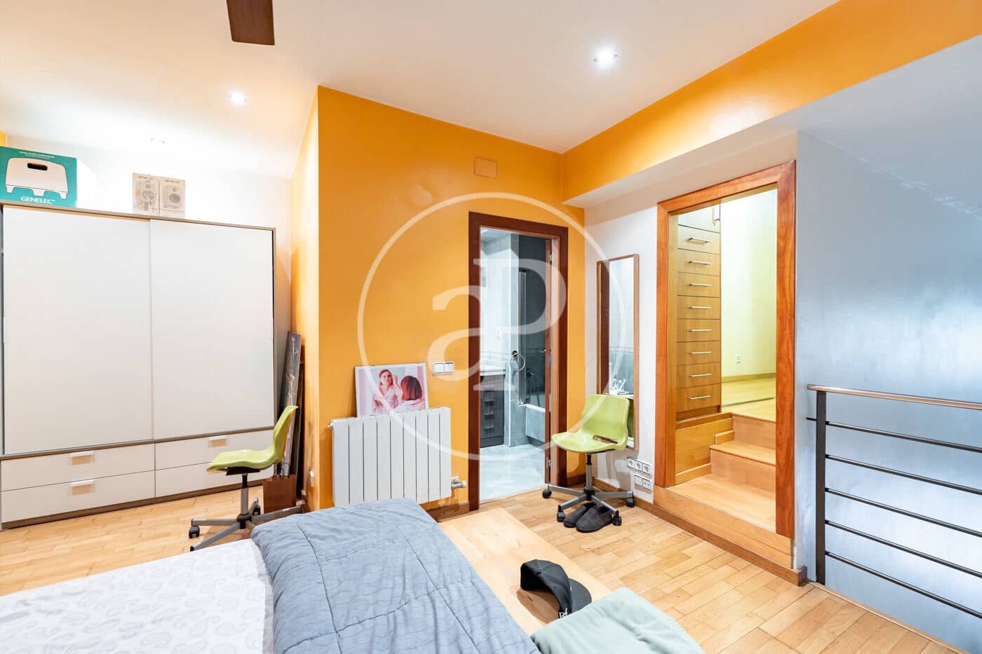 Apartamento de 2 habitaciones en L'Hospitalet de Llobregat en venta - 315.000 € (Ref: 9807945)