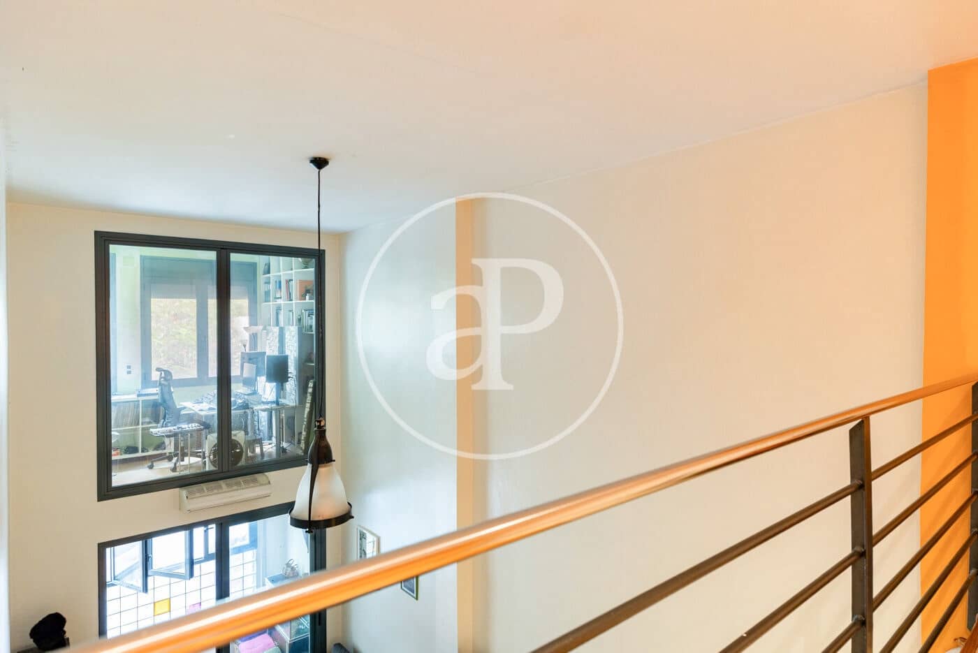 Apartamento de 2 habitaciones en L'Hospitalet de Llobregat en venta - 315.000 € (Ref: 9807945)