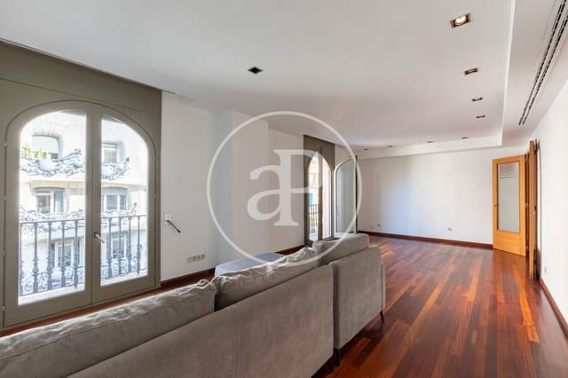 4 quarto Apartamento para arrendar em La Dreta de L'Eixample, Barcelona cidade - 2 755 € (Ref: 9807946)