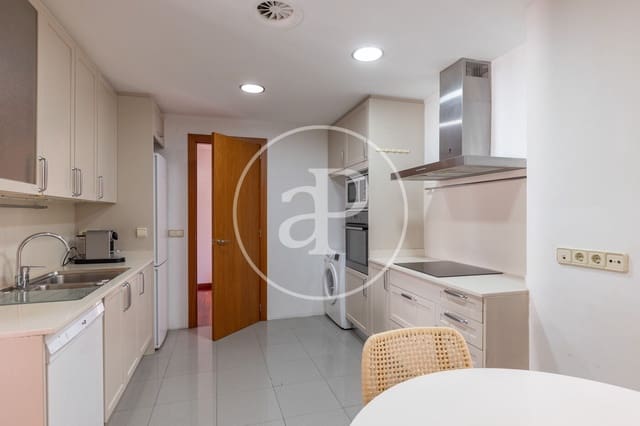 4 quarto Apartamento para arrendar em La Dreta de L'Eixample, Barcelona cidade - 2 755 € (Ref: 9807946)