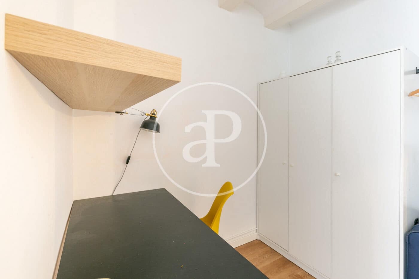 Apartamento de 2 habitaciones en Barcelona ciudad en venta - 335.000 € (Ref: 9807947)