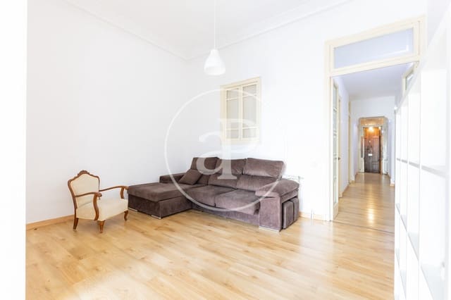 3 sovrum Villa till salu i Sabadell - 289 000 € (Ref: 9811564)