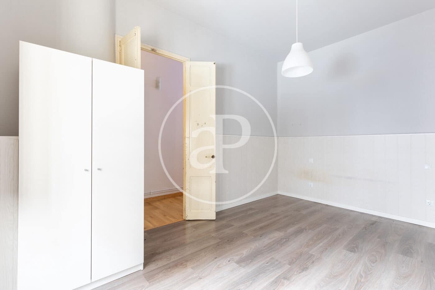 3 sovrum Villa till salu i Sabadell - 289 000 € (Ref: 9811564)