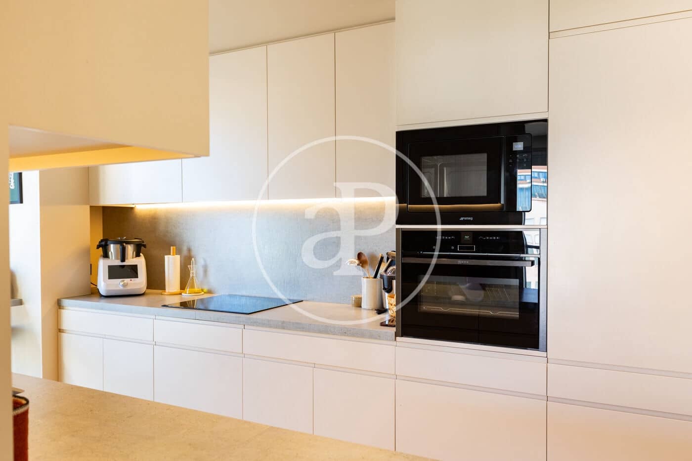 3 sypialnia Apartament na sprzedaż w Miasto Barcelona z basenem - 850 000 € (Ref: 9815838)
