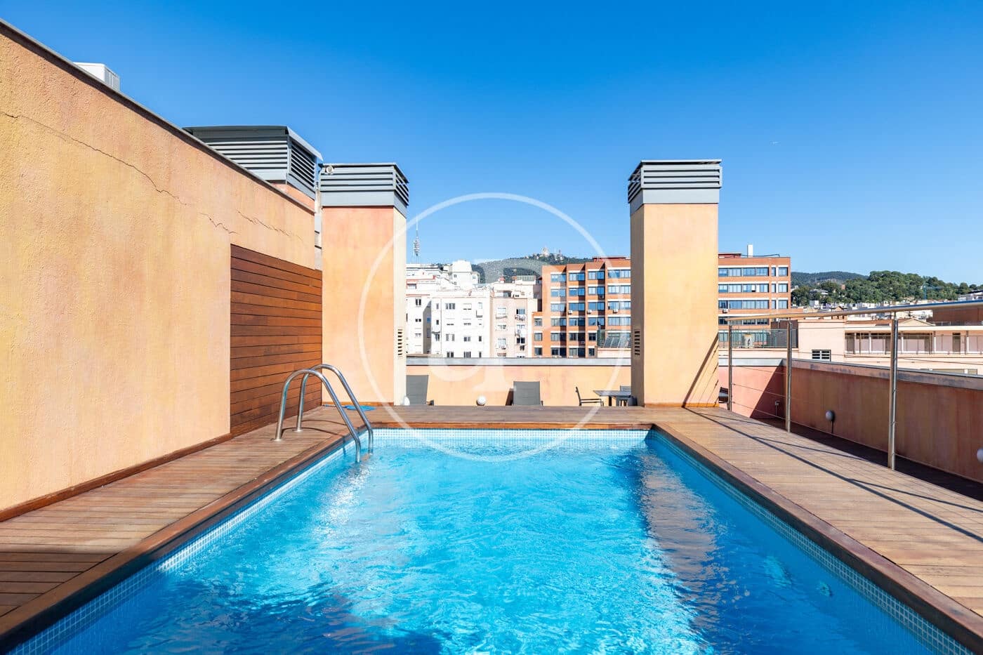 3 sypialnia Apartament na sprzedaż w Miasto Barcelona z basenem - 850 000 € (Ref: 9815838)