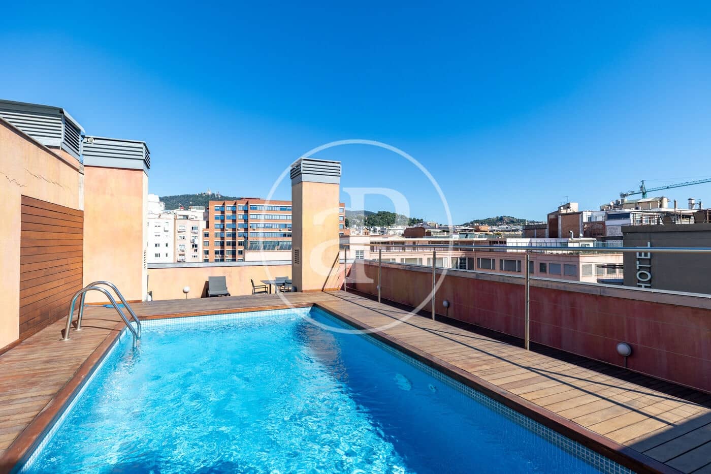 3 sypialnia Apartament na sprzedaż w Miasto Barcelona z basenem - 850 000 € (Ref: 9815838)