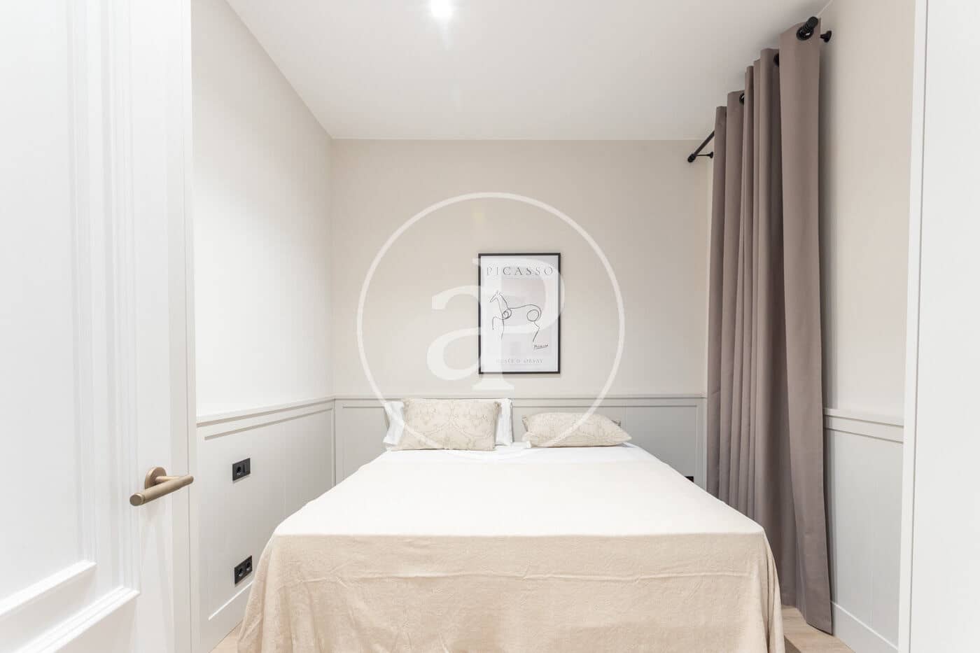 5 soveværelse Lejlighed til leje i Barcelona by - € 13.000 (Ref: 9818193)
