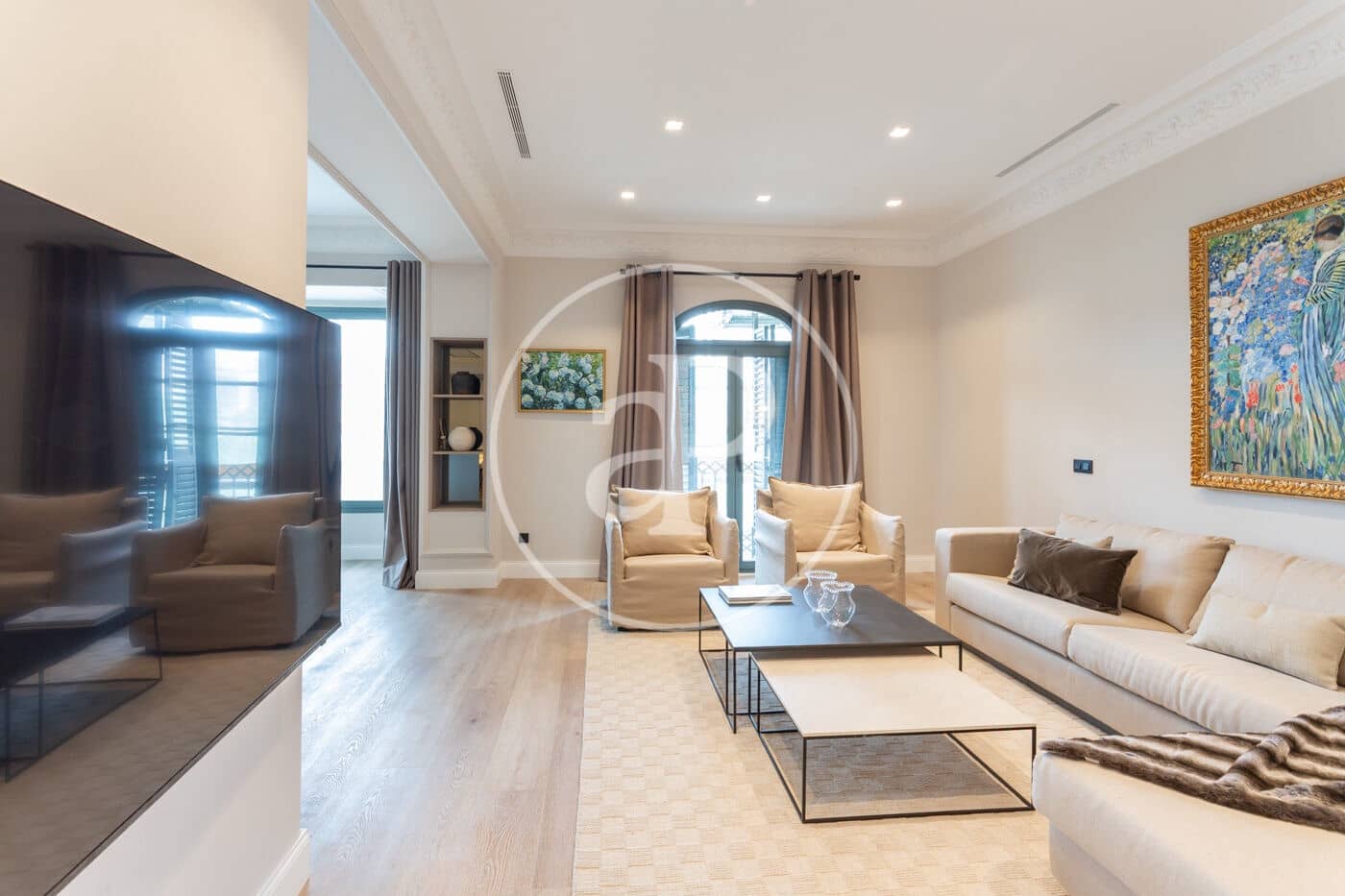 5 soveværelse Lejlighed til leje i Barcelona by - € 13.000 (Ref: 9818193)