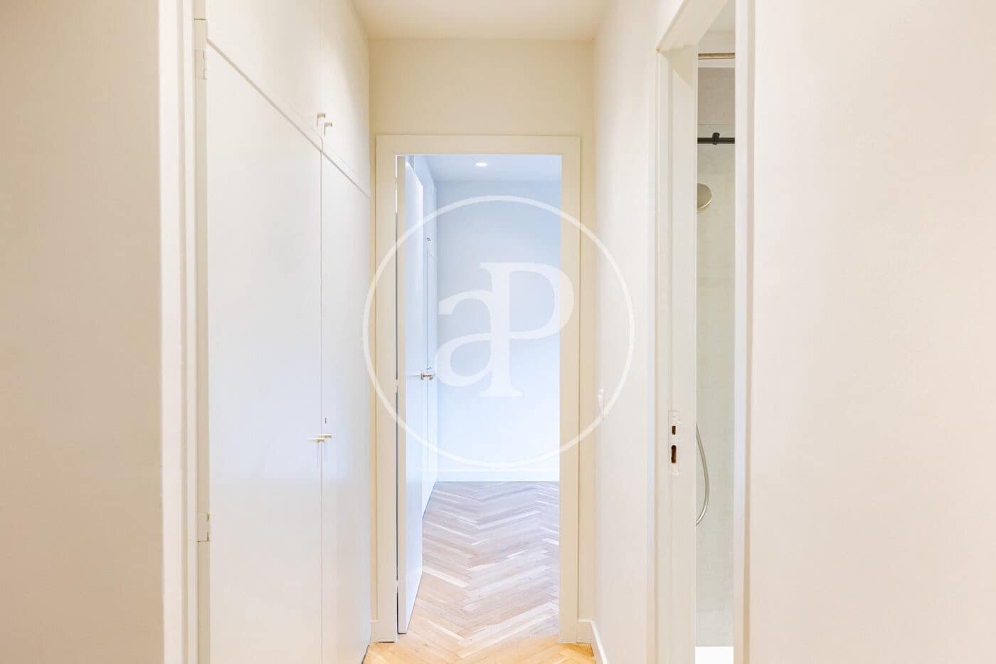 Apartamento de 4 habitaciones en Barcelona ciudad en alquiler con garaje - 3.850 € (Ref: 9818195)