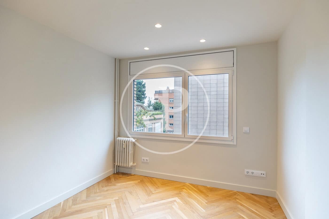 Apartamento de 4 habitaciones en Barcelona ciudad en alquiler con garaje - 3.850 € (Ref: 9818195)