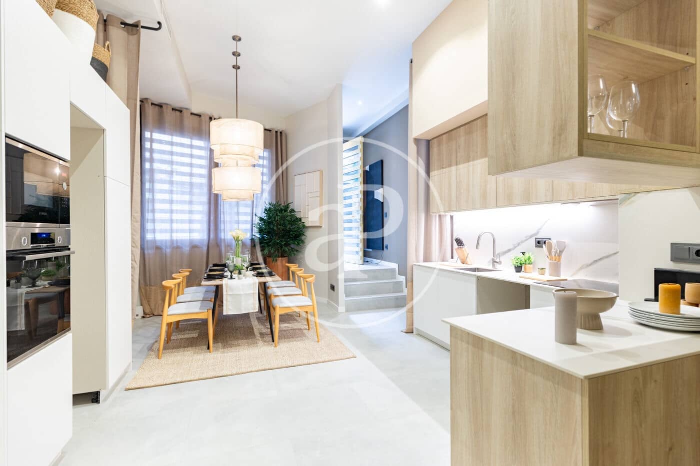 2 bedroom Villa for sale in Barcelona city - € 320,000 (Ref: 9818196)