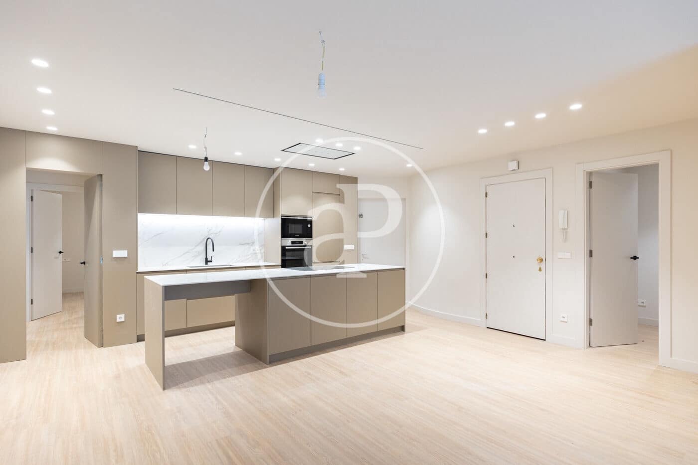 Apartamento de 4 habitaciones en Barcelona ciudad en venta - 1.650.000 € (Ref: 9820489)