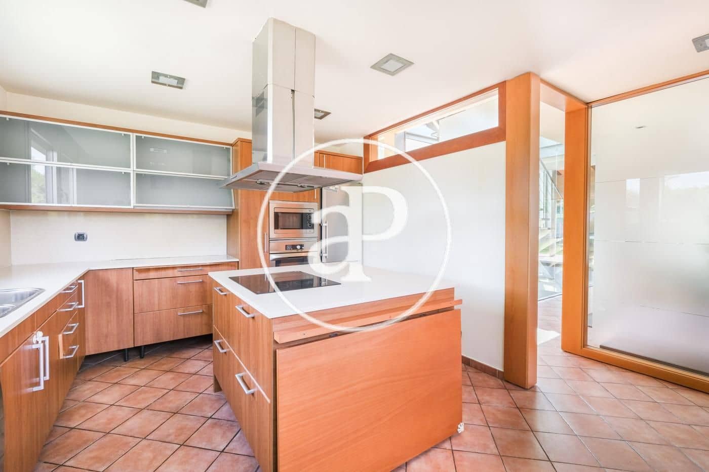 4 bedroom Villa for rent in Cerdanyola del Valles with pool garage - € 4,200 (Ref: 9822906)