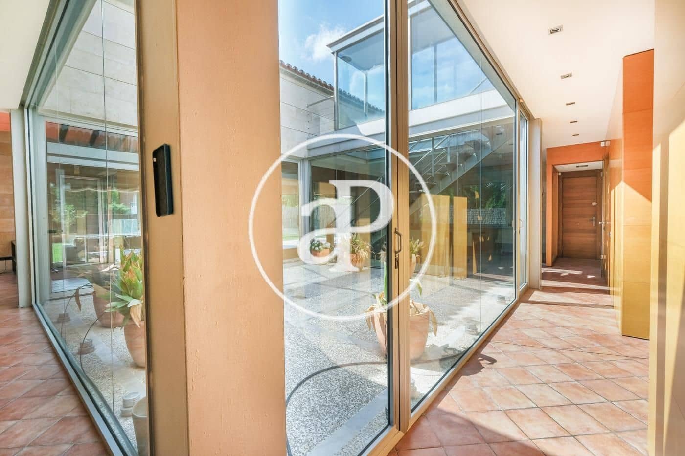 4 bedroom Villa for rent in Cerdanyola del Valles with pool garage - € 4,200 (Ref: 9822906)