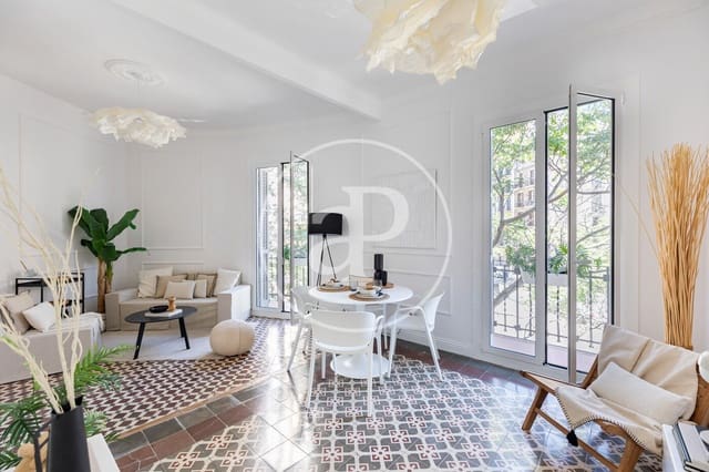 3 bedroom Apartment for sale in La Sagrada Família, Barcelona city - € 629,999 (Ref: 9822908)