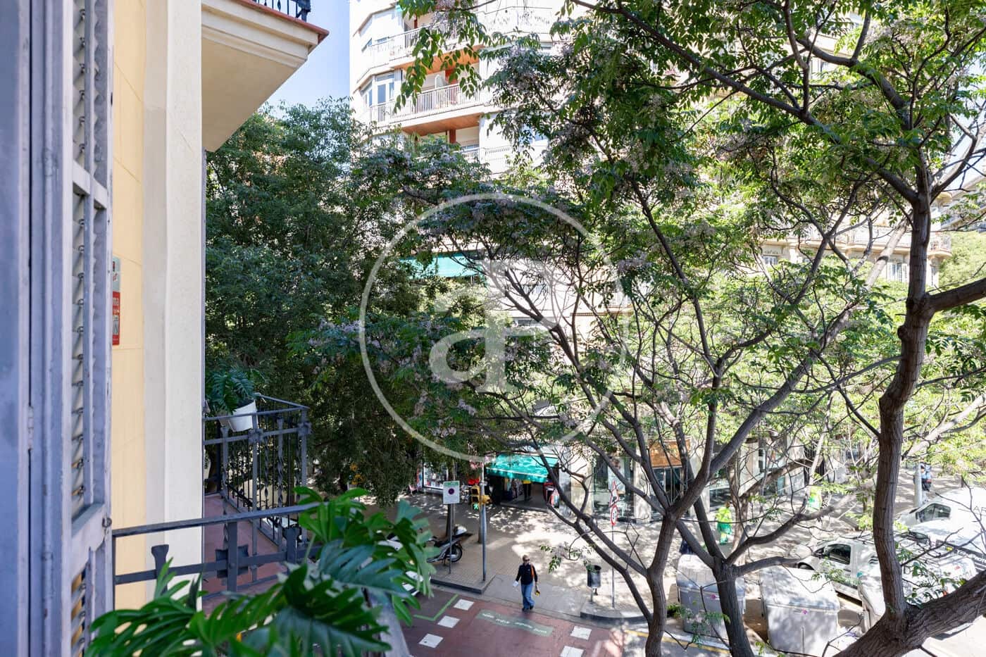 3 soveværelse Lejlighed til salg i Barcelona by - € 629.999 (Ref: 9822908)