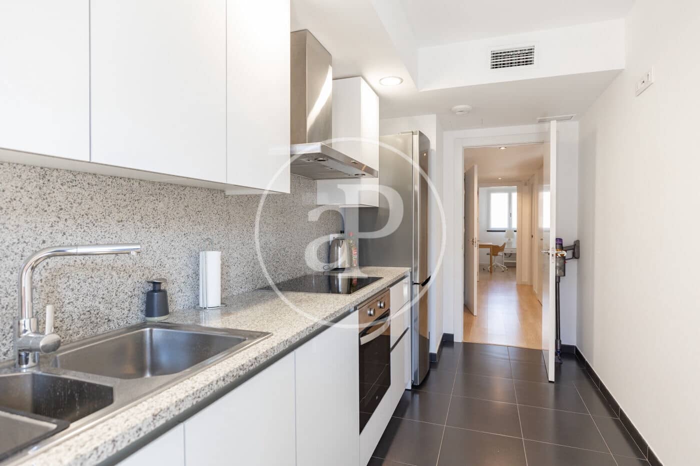3 slaapkamer Appartement te koop in Sant Just Desvern met zwembad - € 690.000 (Ref: 9822909)