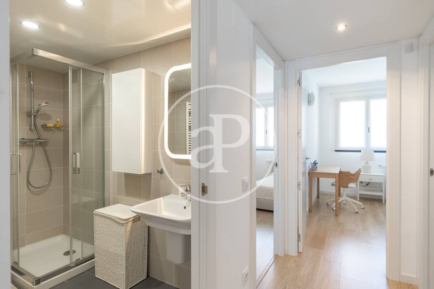 3 slaapkamer Appartement te koop in Sant Just Desvern met zwembad - € 690.000 (Ref: 9822909)