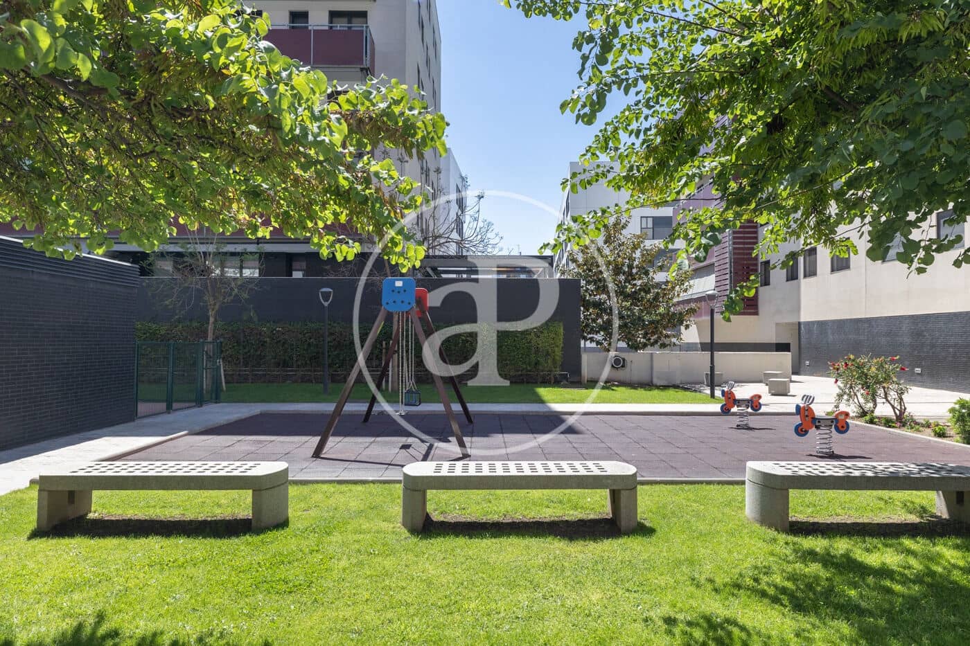 3 slaapkamer Appartement te koop in Sant Just Desvern met zwembad - € 690.000 (Ref: 9822909)