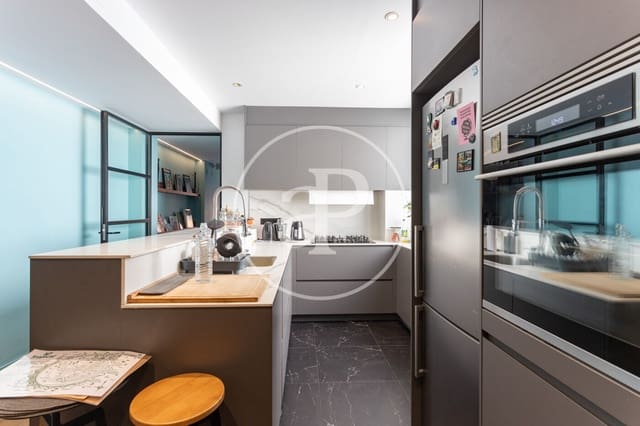 2 sypialnia Apartament na sprzedaż w Sant Antoni, Miasto Barcelona - 750 000 € (Ref: 9825236)
