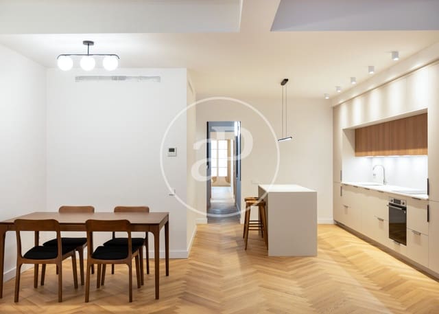 3 slaapkamer Appartement te koop in El Barri Gòtic, Barcelona stad - € 730.000 (Ref: 9825238)