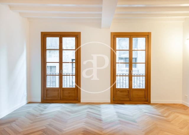 3 slaapkamer Appartement te koop in El Barri Gòtic, Barcelona stad - € 730.000 (Ref: 9825238)
