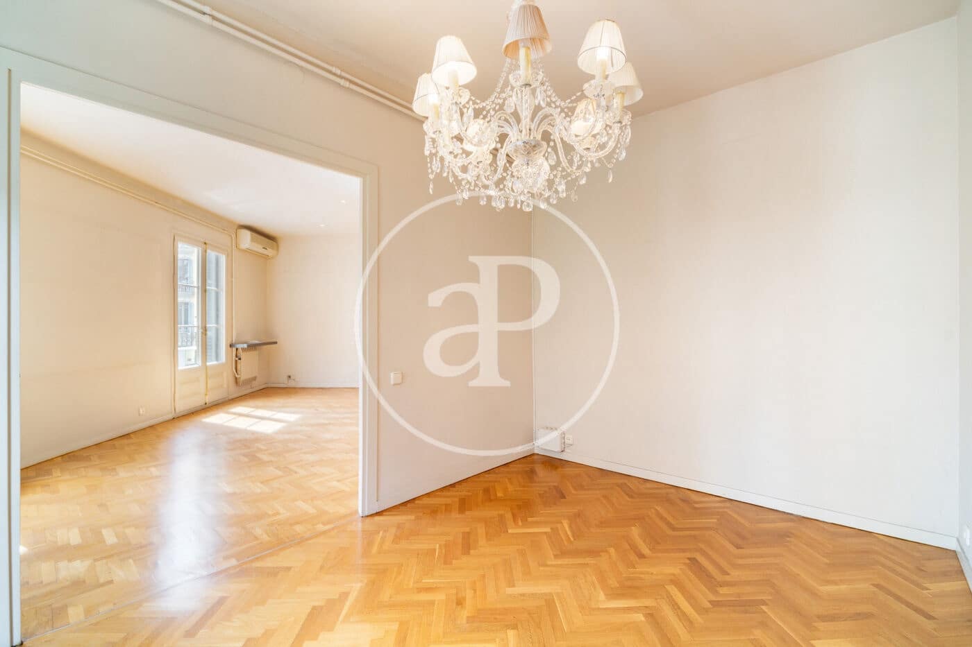 3 sypialnia Apartament na sprzedaż w Miasto Barcelona - 700 000 € (Ref: 9825239)