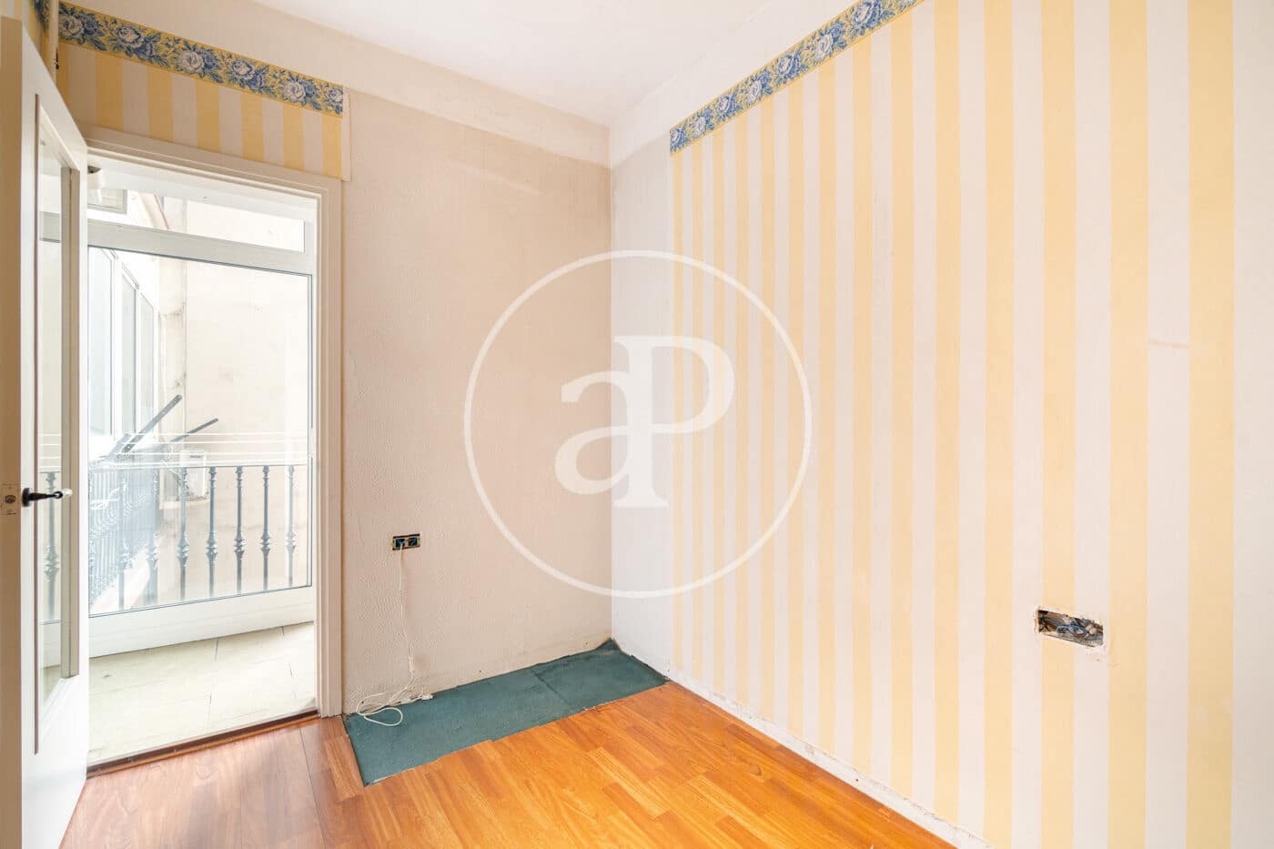 3 sypialnia Apartament na sprzedaż w Miasto Barcelona - 700 000 € (Ref: 9825239)