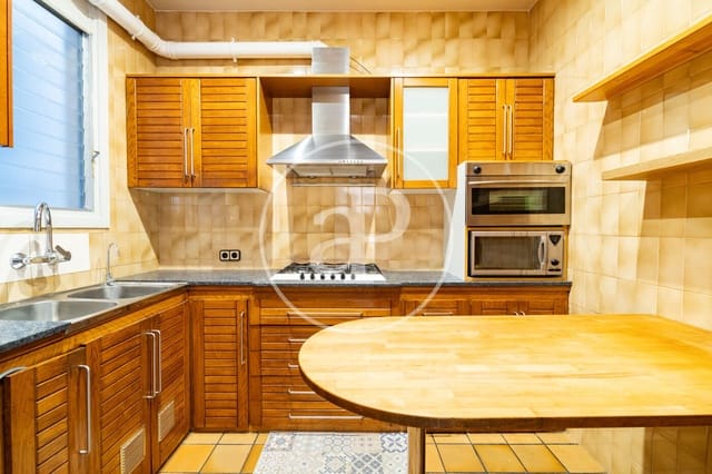 3 sypialnia Apartament na sprzedaż w La Dreta de L'Eixample, Miasto Barcelona - 700 000 € (Ref: 9825239)