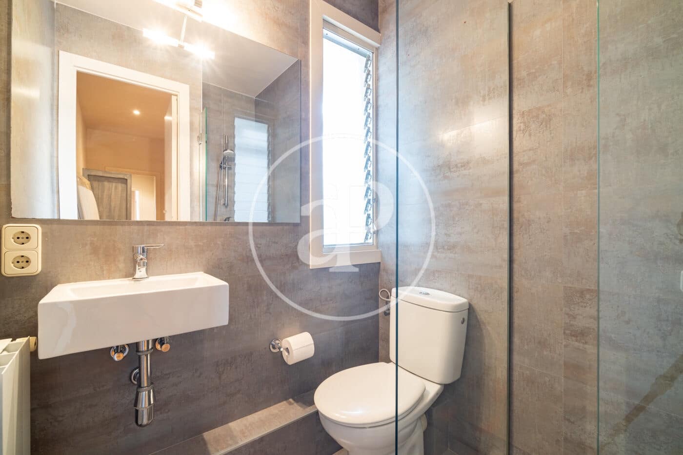 3 sypialnia Apartament na sprzedaż w Miasto Barcelona - 700 000 € (Ref: 9825239)