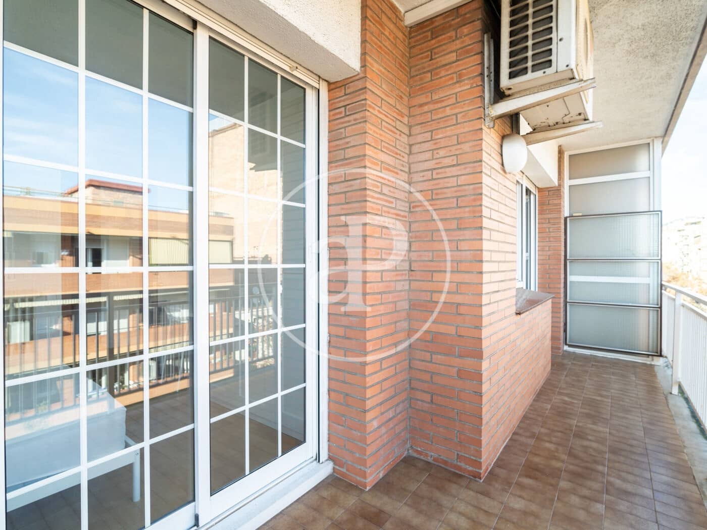 3 bedroom Penthouse for rent in Barcelona city - € 2,300 (Ref: 9825240)