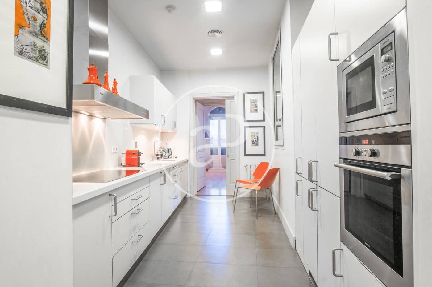 4 bedroom Apartment for rent in Barcelona city - € 7,600 (Ref: 9831342)