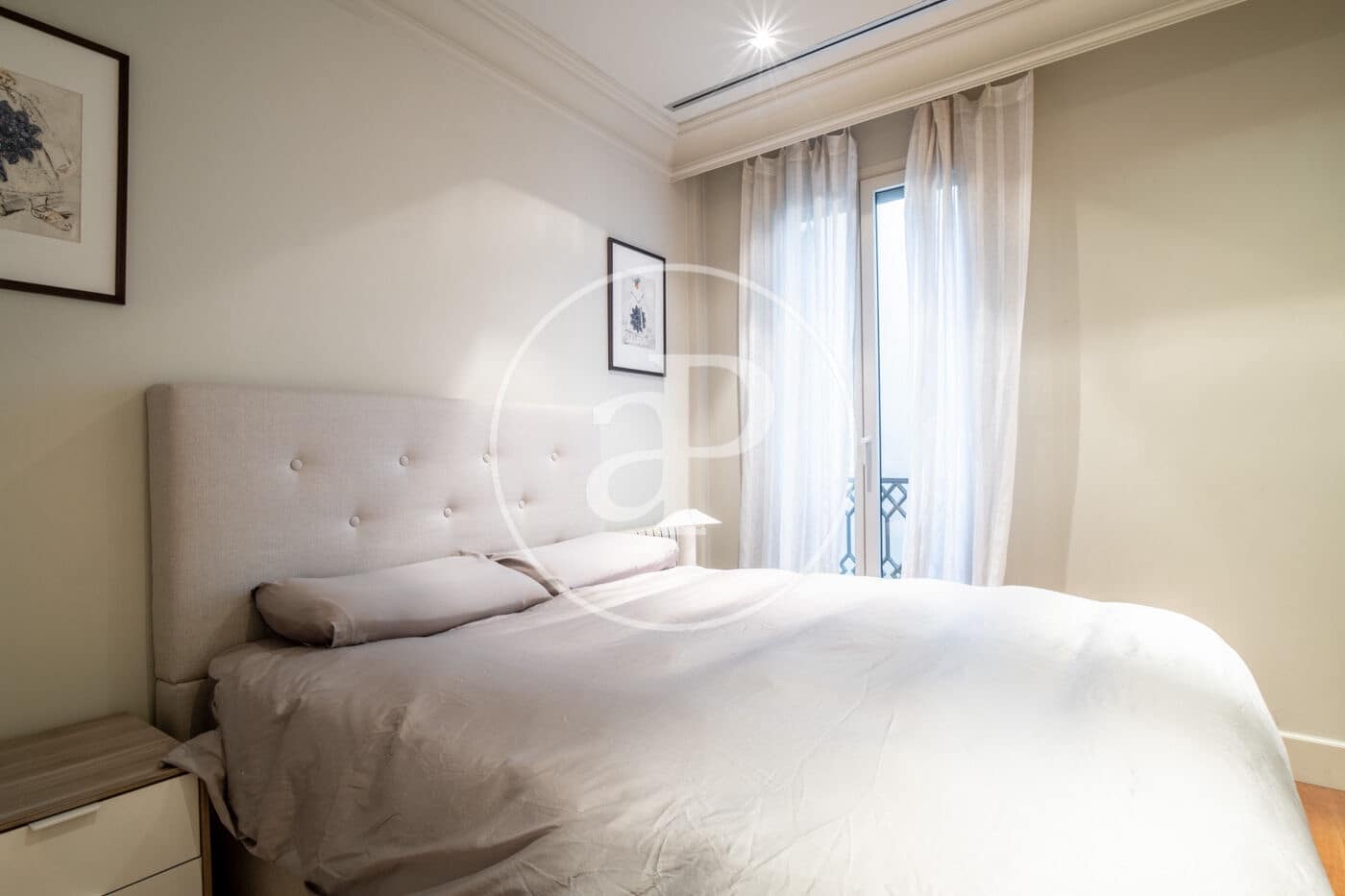 4 bedroom Apartment for rent in Barcelona city - € 7,600 (Ref: 9831342)