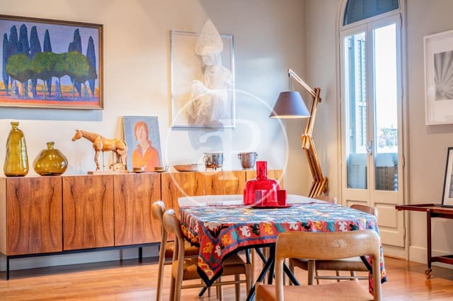 4 bedroom Apartment for rent in La Dreta de L'Eixample, Barcelona city - € 7,600 (Ref: 9831342)