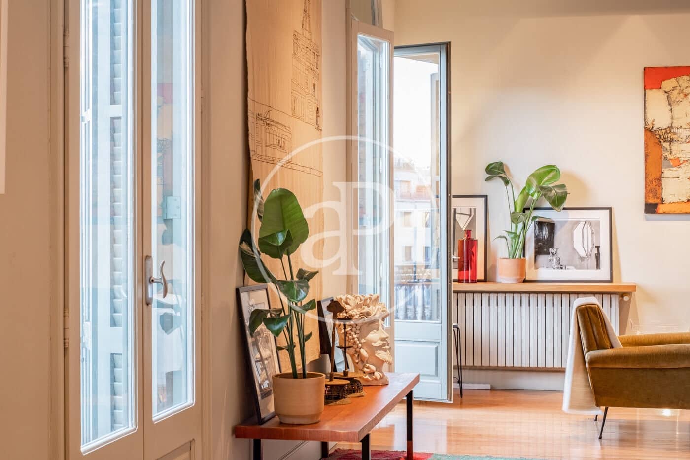 4 bedroom Apartment for rent in Barcelona city - € 7,600 (Ref: 9831342)