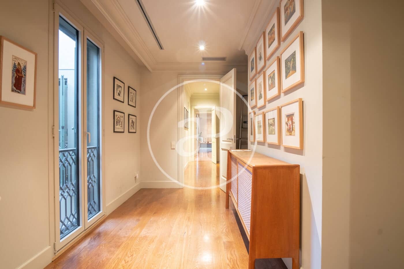 4 bedroom Apartment for rent in Barcelona city - € 7,600 (Ref: 9831342)