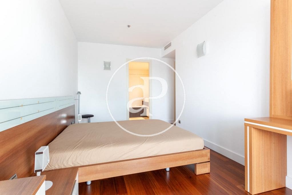 2 sypialnia Apartament do wynajęcia w Miasto Barcelona z basenem garażem - 2 885 € (Ref: 9831343)