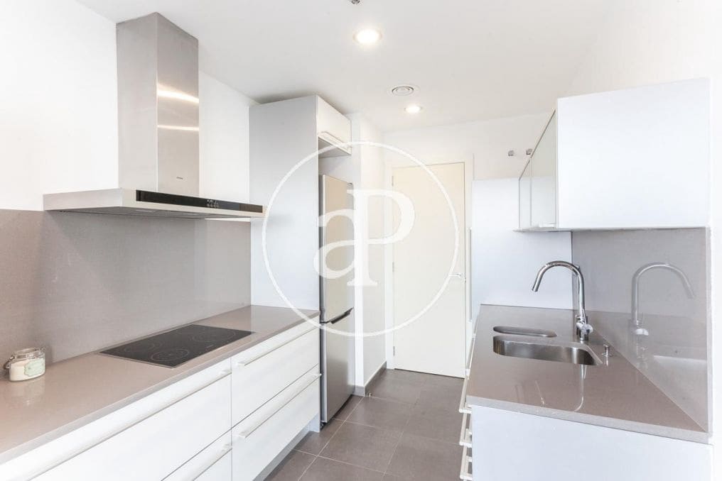 2 sypialnia Apartament do wynajęcia w Miasto Barcelona z basenem garażem - 2 885 € (Ref: 9831343)