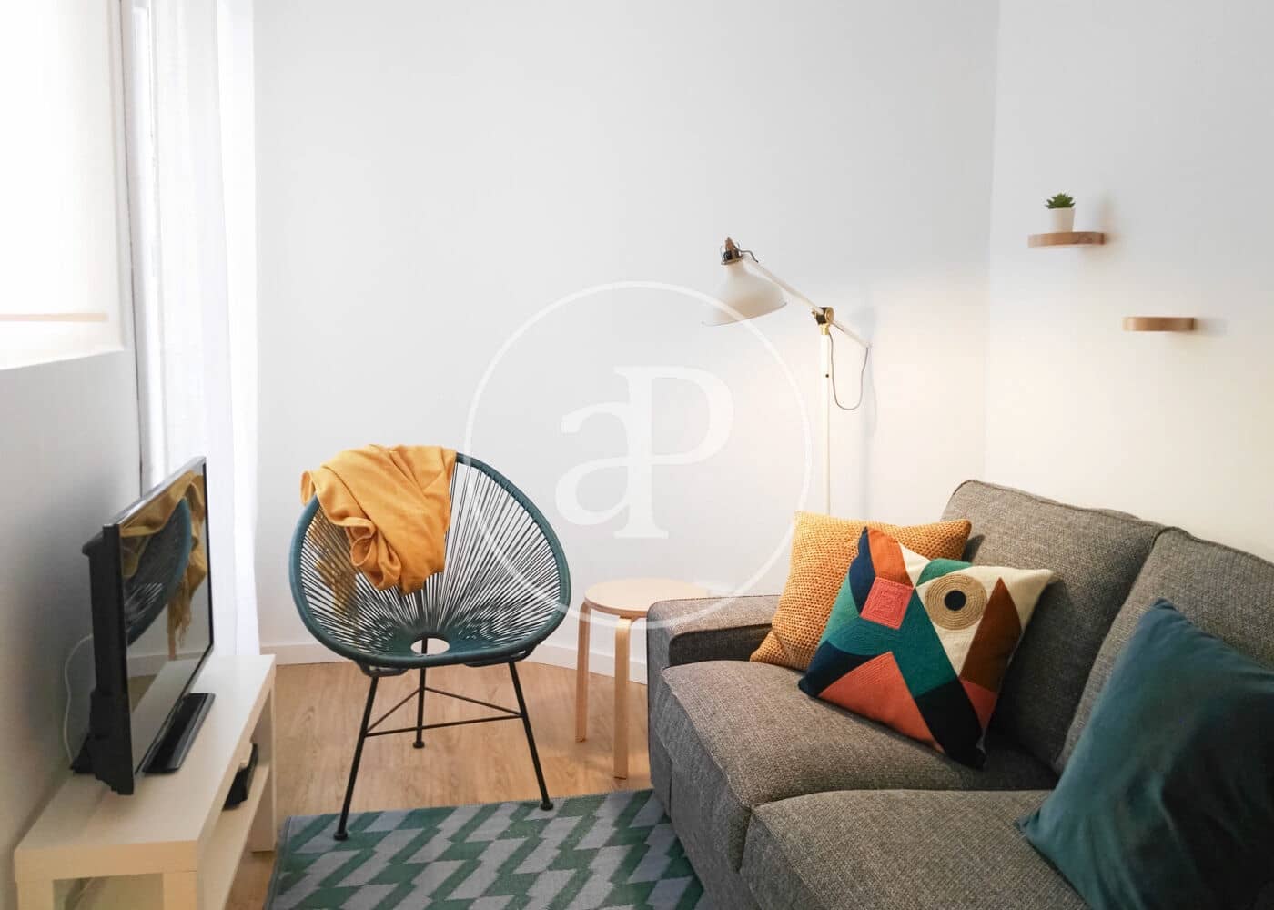 Apartamento de 2 habitaciones en Barcelona ciudad en venta - 235.000 € (Ref: 9833637)