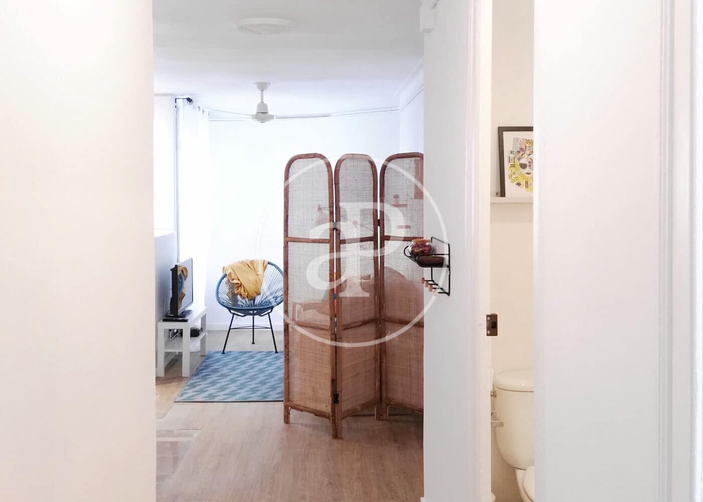 Apartamento de 2 habitaciones en Barcelona ciudad en venta - 235.000 € (Ref: 9833637)