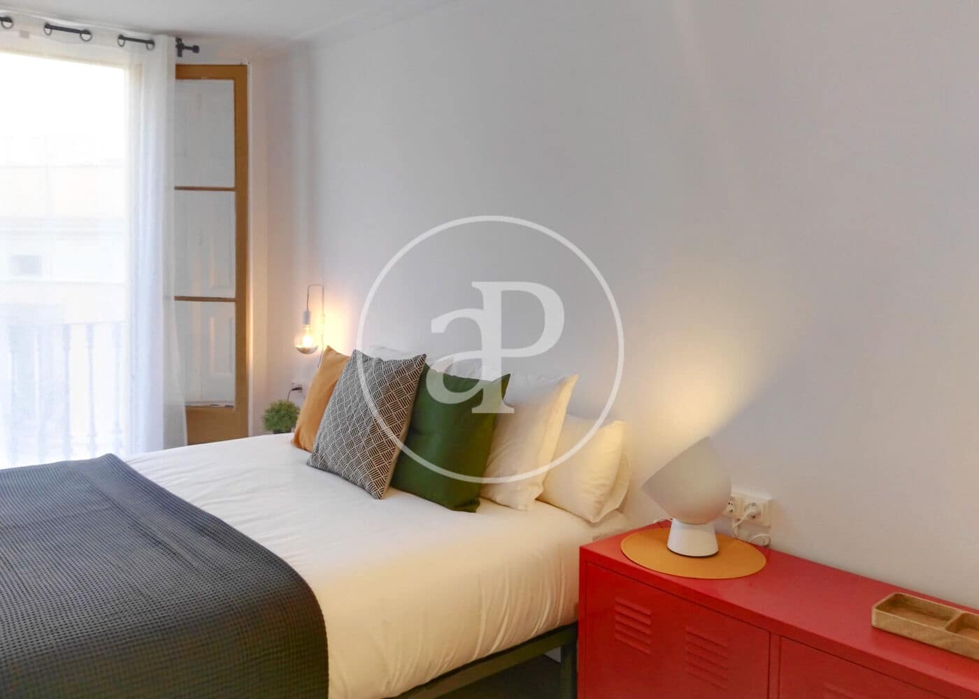 Apartamento de 2 habitaciones en Barcelona ciudad en venta - 235.000 € (Ref: 9833637)