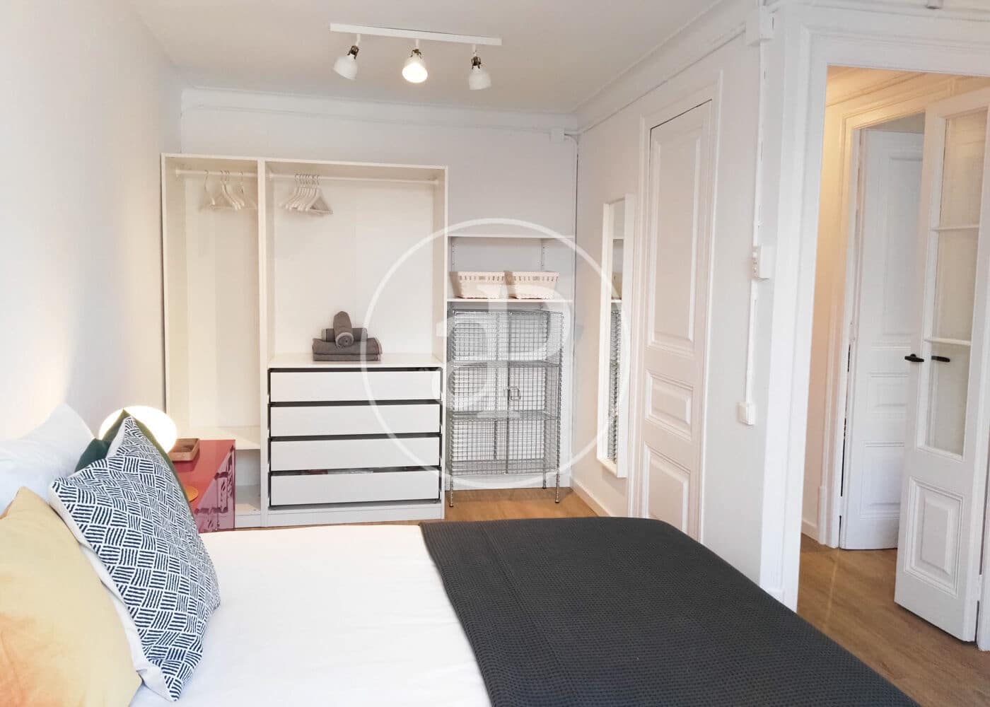 Apartamento de 2 habitaciones en Barcelona ciudad en venta - 235.000 € (Ref: 9833637)